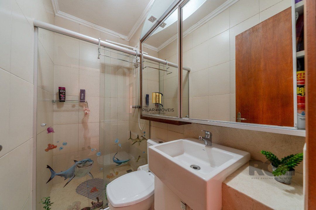 Casa de Condomínio 3 dormitórios no bairro Hípica