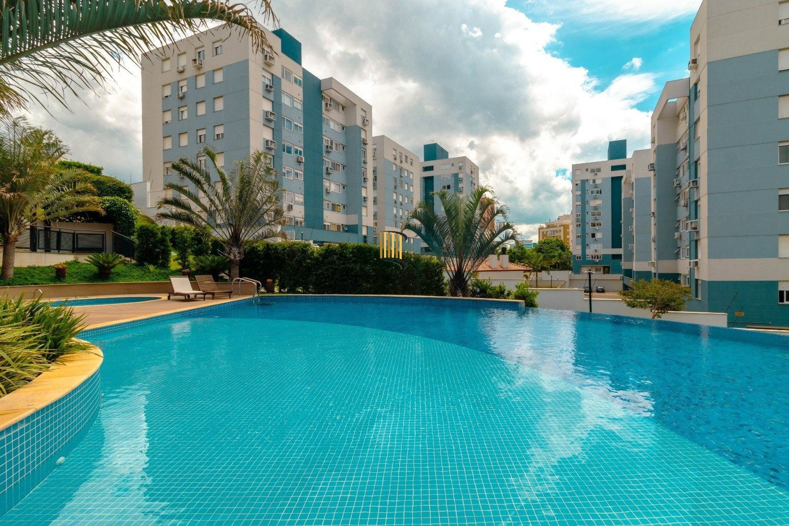 Apartamento 136 m² 3 suítes e 3 vagas de garagem no bairro Chácara das Pedras.