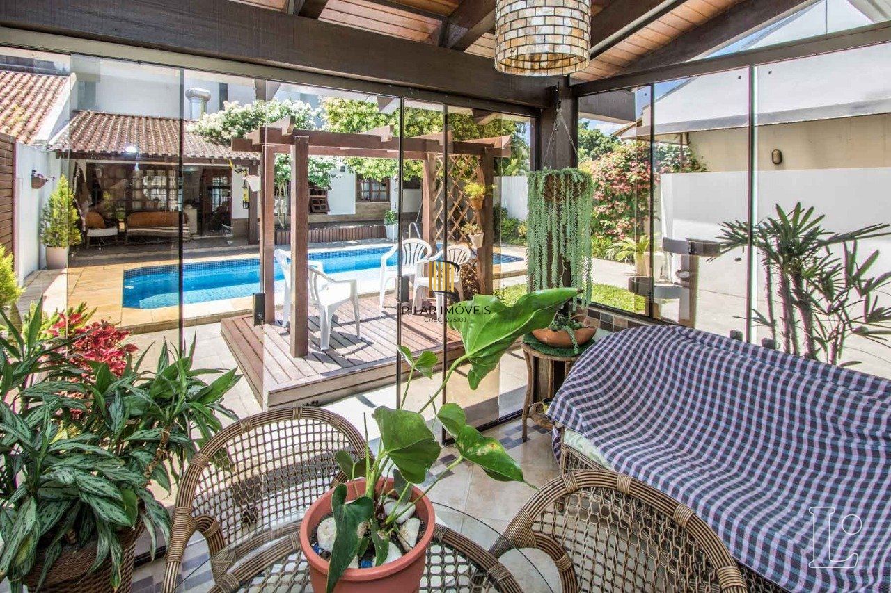 Casa para Venda - 238.68m², 4 dormitórios, sendo 1 suites, 4 vagas - Ipanema