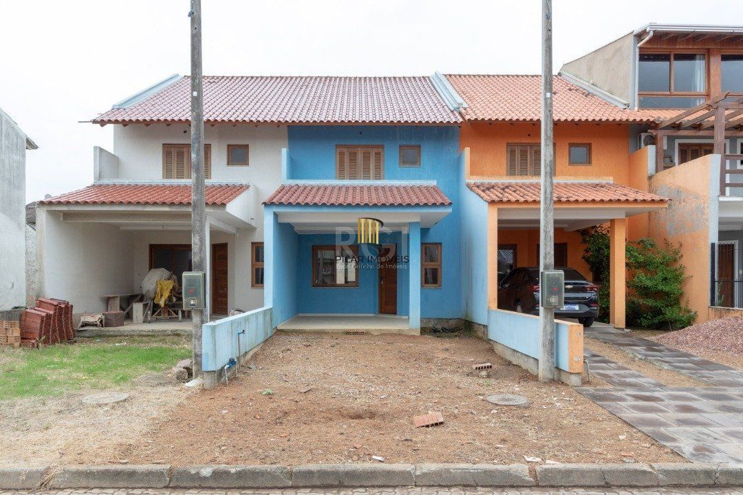Casa para Venda - 115m², 3 dormitórios, sendo 1 suites, 2 vagas - Urubatã - Pilar Imóveis