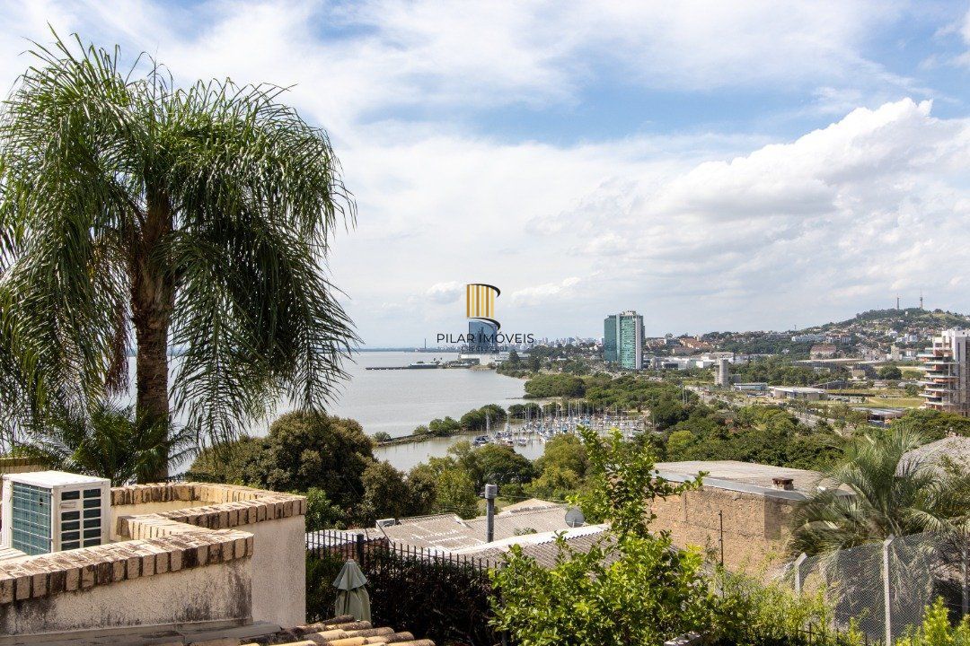 Casa condomínio | 3 Quartos | 1 Suíte | 2 Vagas | 249,20m2 Privativos | Bairro Assunção