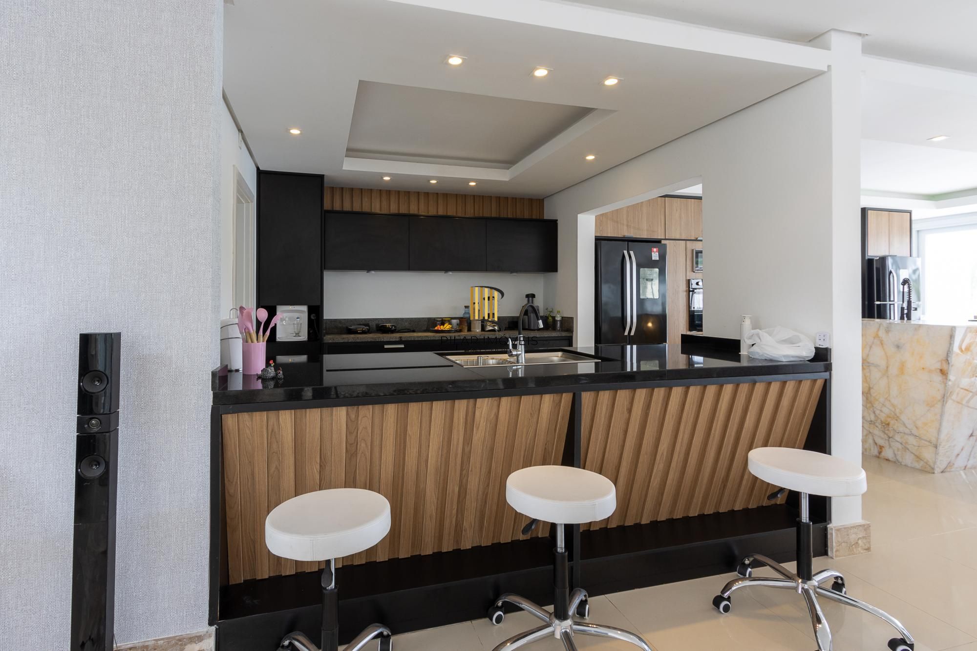 Excelente Casa à Venda no Condomínio Terra Ville