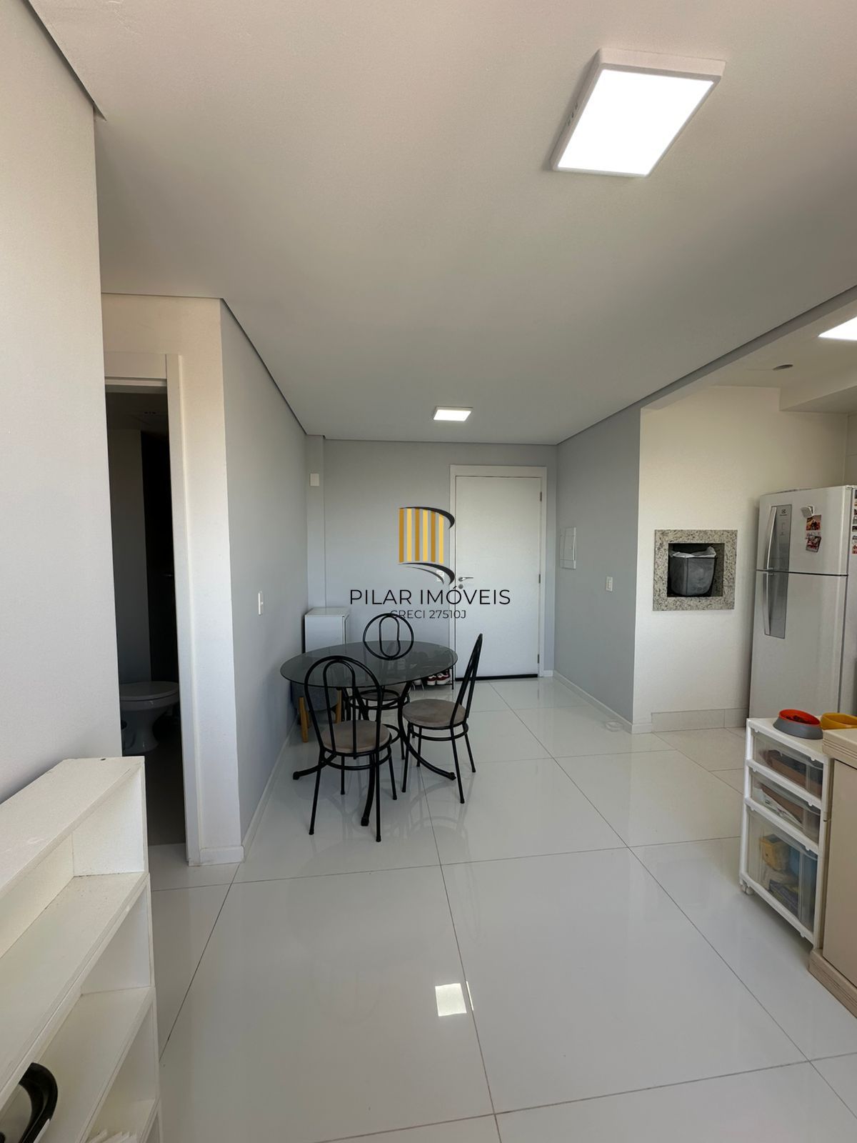 Apartamento 2 Dormitório(s) Bairro Passo da Areia