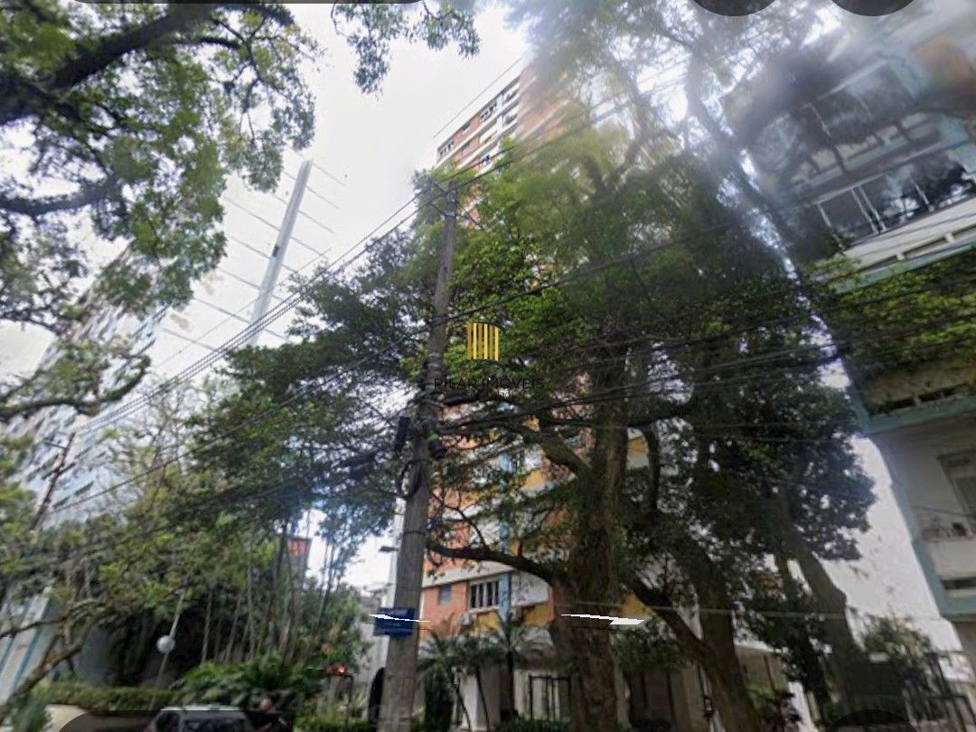 Apartamento 3 dormitorios com 168,65m2 privativos.