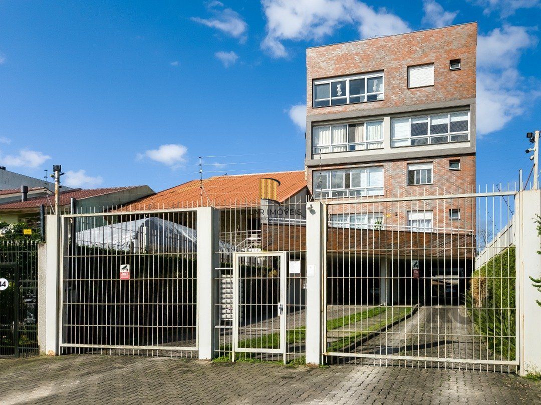 Apartamento 3 dormitórios no bairro Camaquã