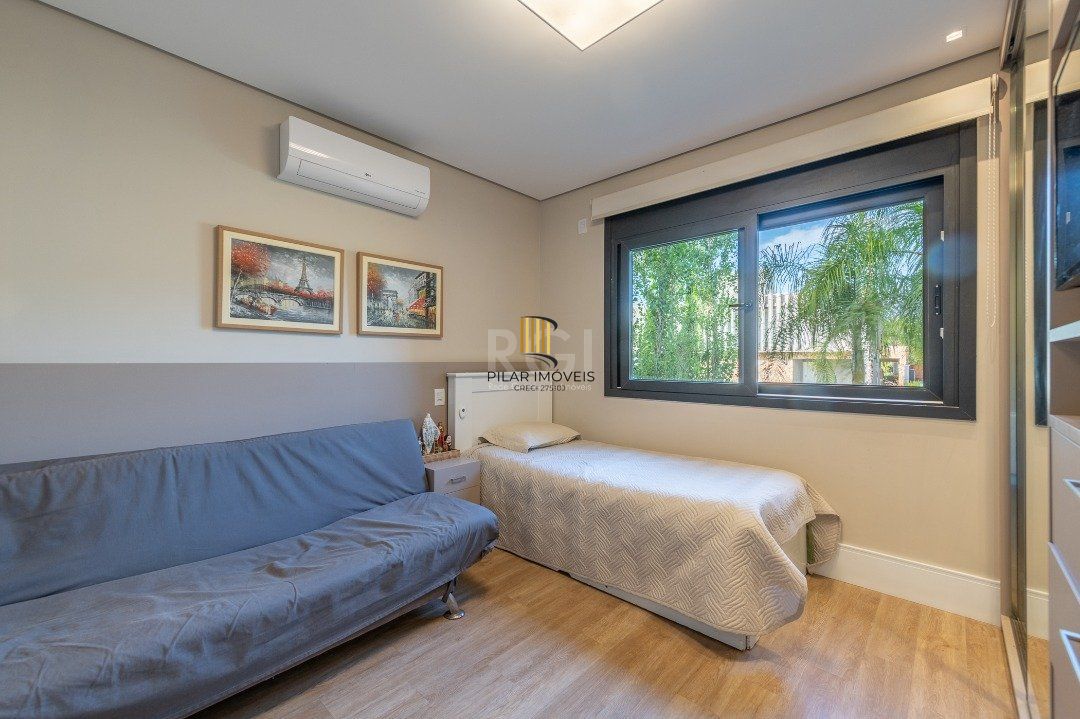 Casa de Condomínio 5 dormitórios no bairro Belém Novo