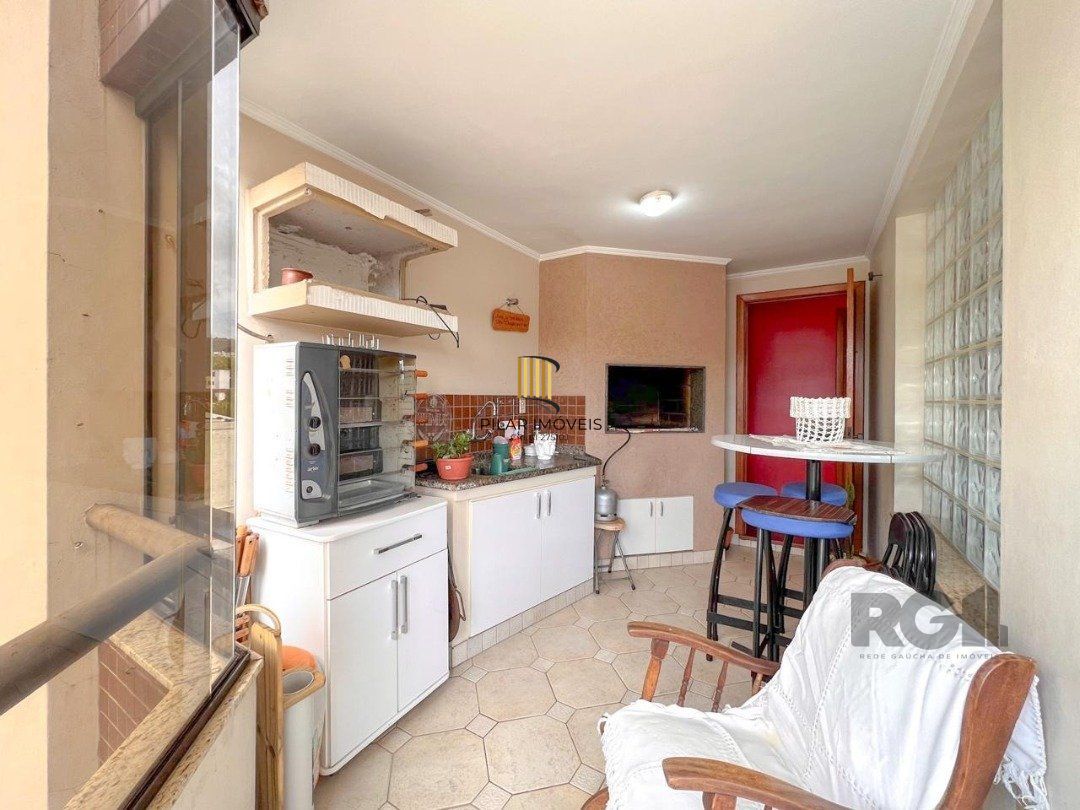 Amplo apartamento à venda com 168m² privativos