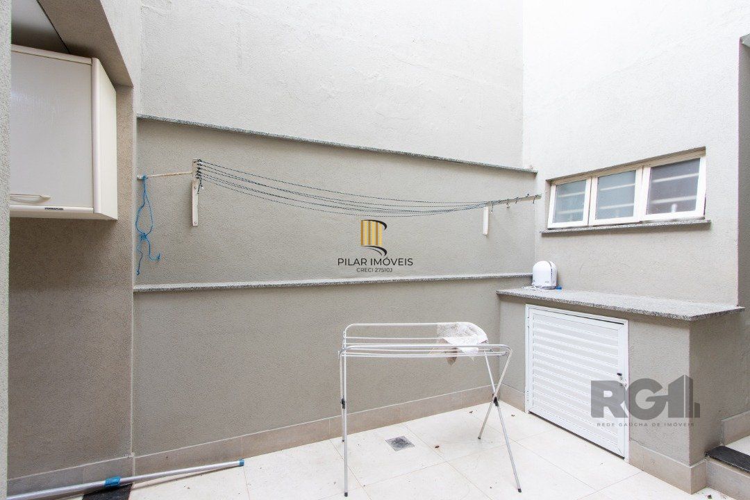 Casa 4 dormitórios no bairro Cristal