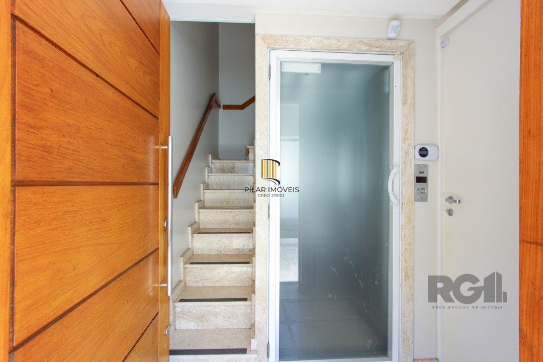 Casa Condominio para Venda - 233m², 3 dormitórios, sendo 1 suites, 2 vagas - Vila Assunção