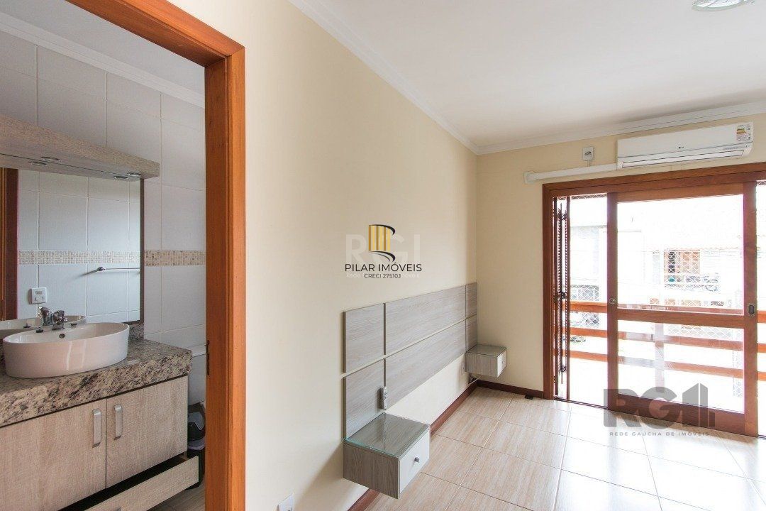 Casa 3 dormitórios no bairro Aberta dos Morros