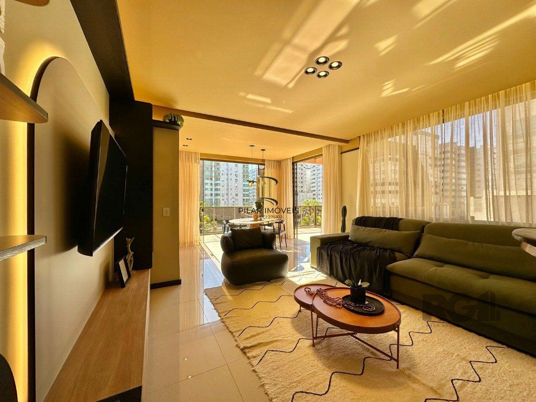Apartamento 2 dormitórios no bairro Centro