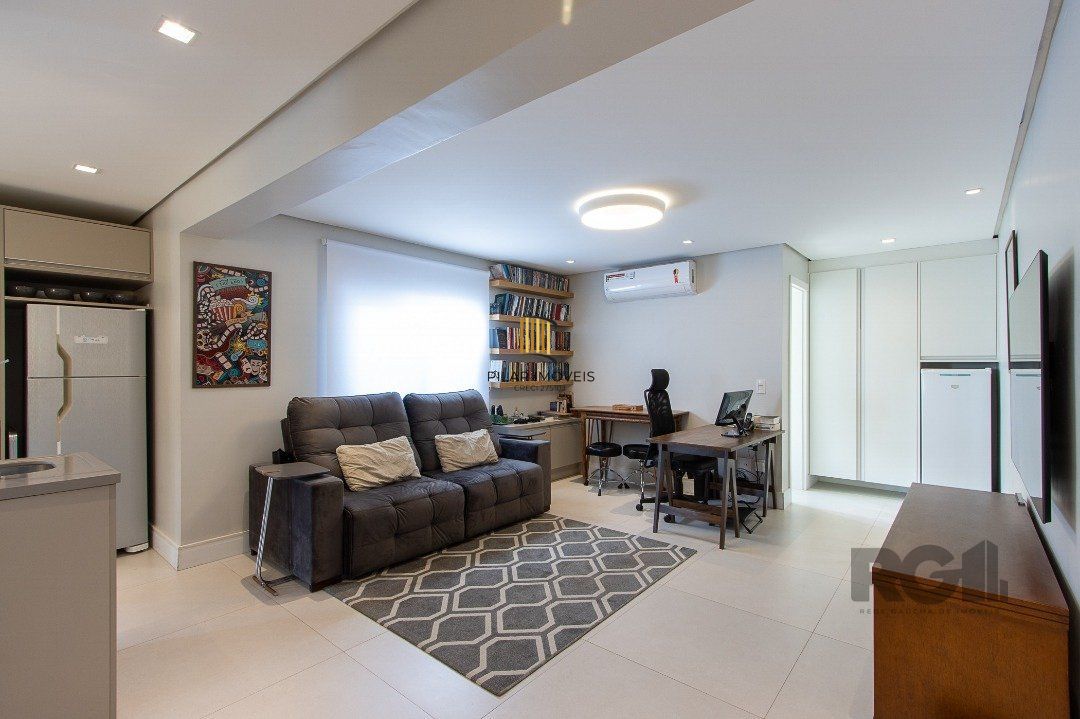 Apartamento para Venda - 457.17m², 3 dormitórios, sendo 1 suites, 4 vagas - Tristeza