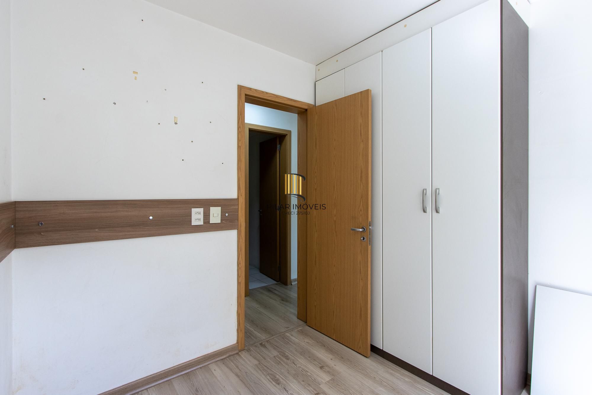 Apartamento com dois quartos e dois banheiros Zona Sul