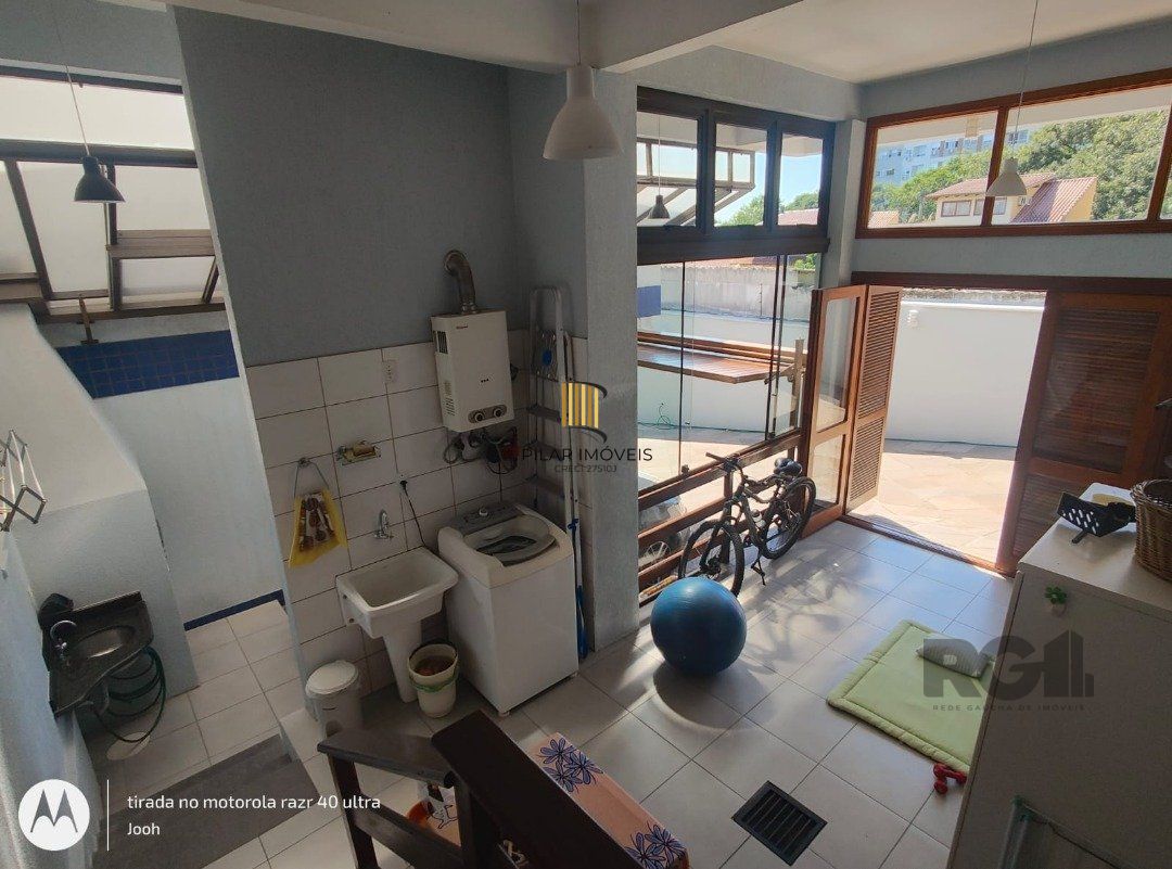 Casa de Condomínio 3 dormitórios no bairro Tristeza