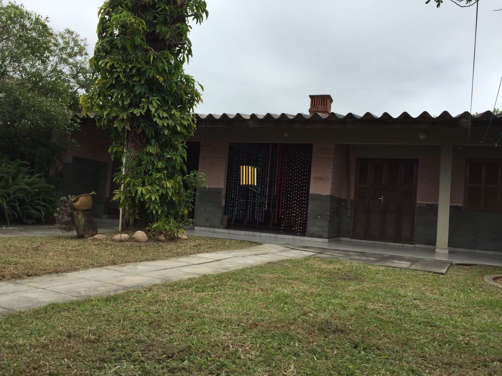 Casa 3 dormitórios no bairro Centro