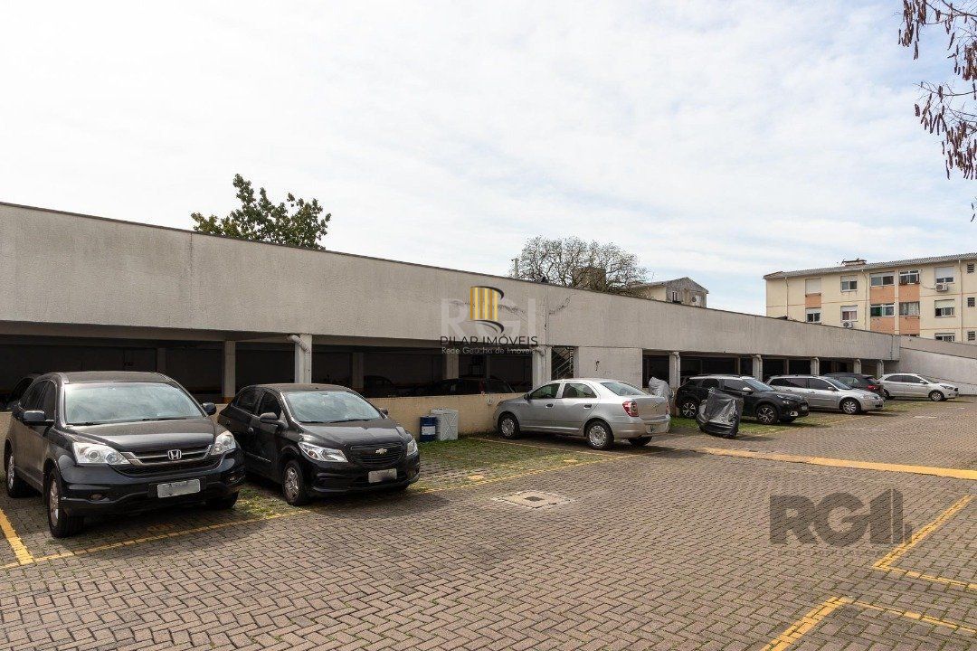 Apartamento de 50,85m2, 2 dormitórios, 1 banheiro e 1 vaga escriturada.