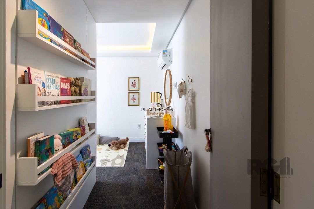 Casa de Condomínio 3 dormitórios no bairro Krahe
