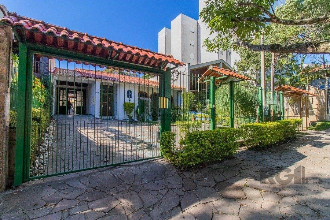 Casa, 200m², 3 dormitórios, bairro Cristal