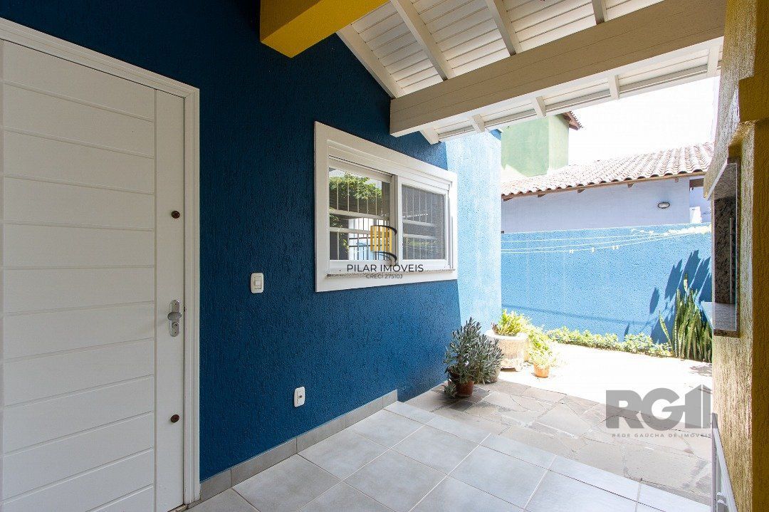 Casa de Condomínio 3 dormitórios no bairro Hípica