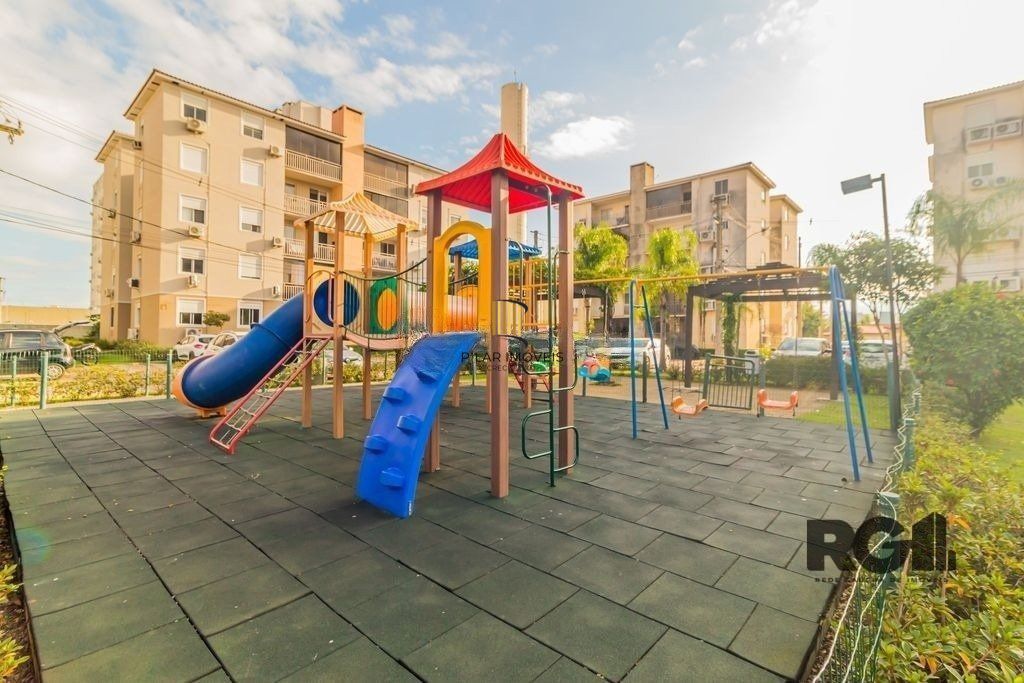 Apartamento 57m² - 2 dormitórios, 1 vaga no bairro Humaitá