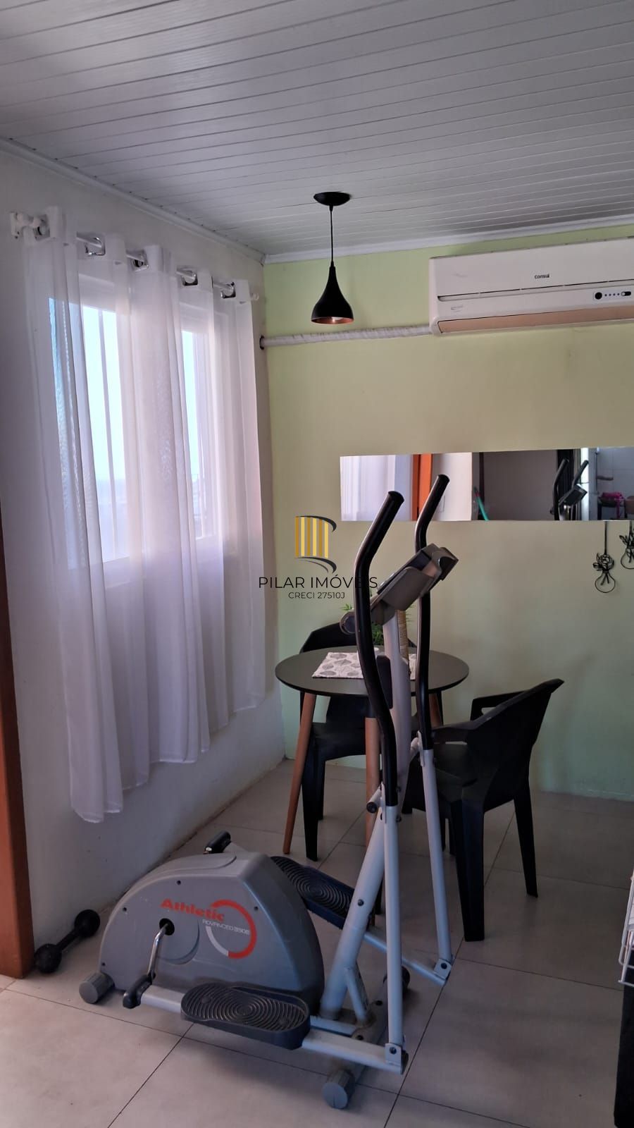 Casa 3 dormitórios no bairro Camaquã