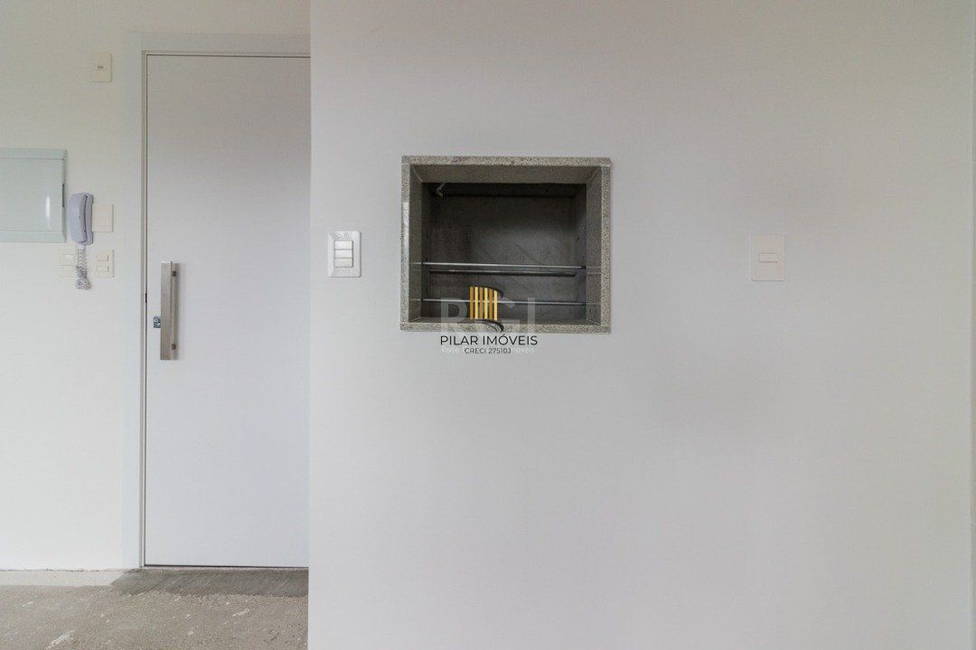 Apartamento para Venda - 38.92m², 1 dormitório, 1 vaga - Tristeza