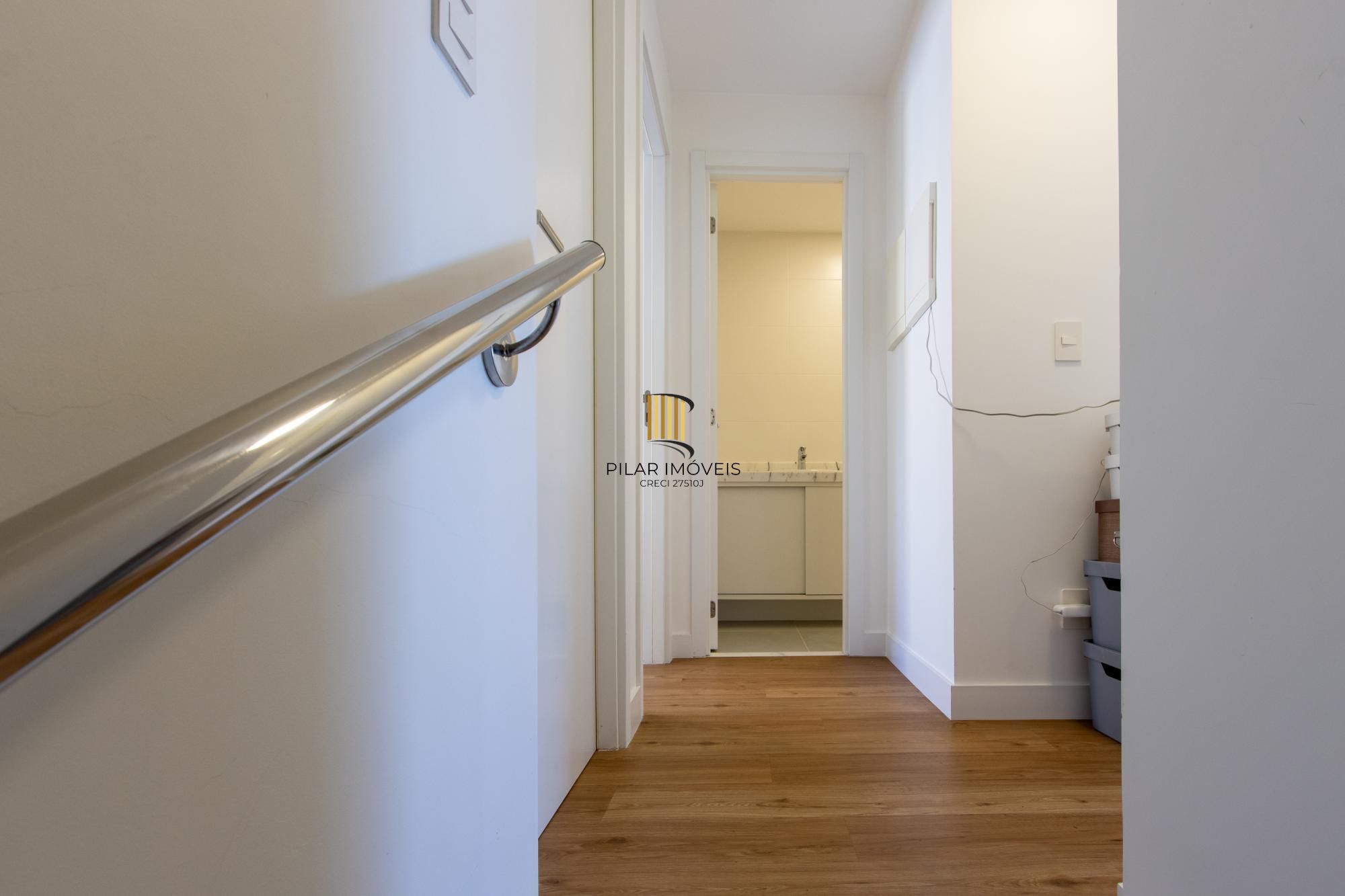 Casa em Condomínio Fechado