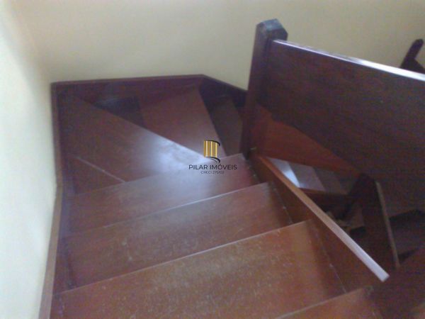 Casa para Venda - 350m², 3 dormitórios, sendo 1 suites, 6 vagas - Tristeza