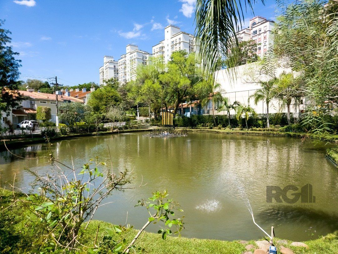 Casa de Condomínio 3 dormitórios no bairro Vila Nova