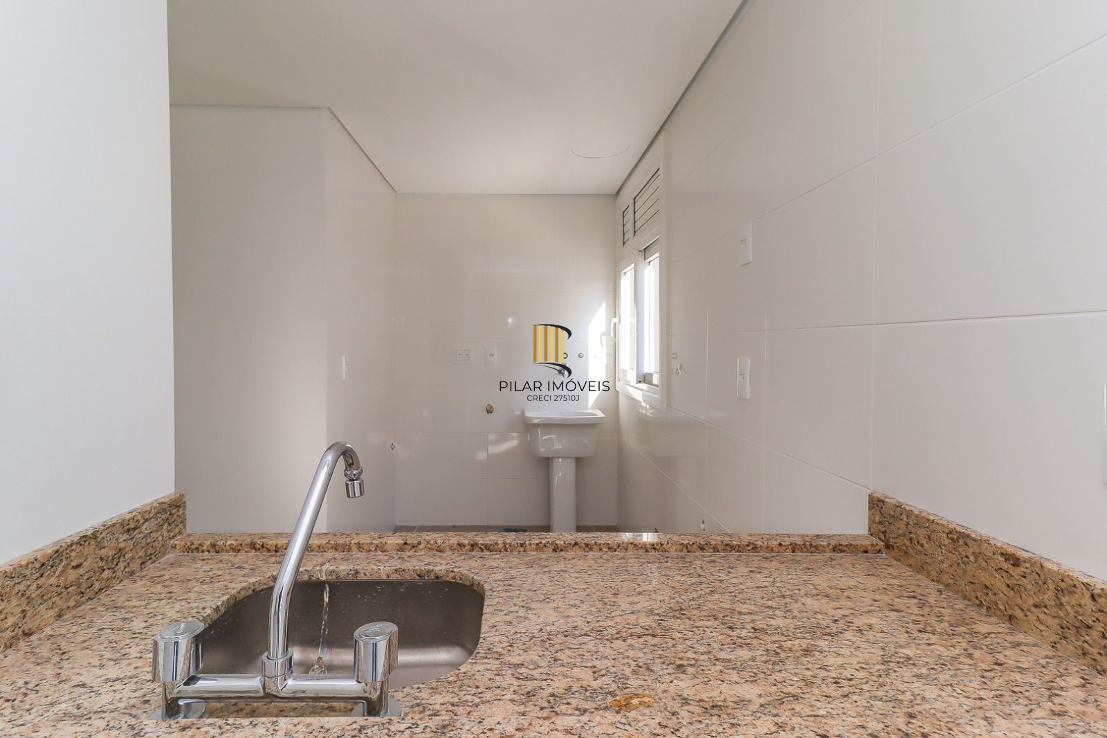 Apartamento 2 dormitórios no bairro Tristeza