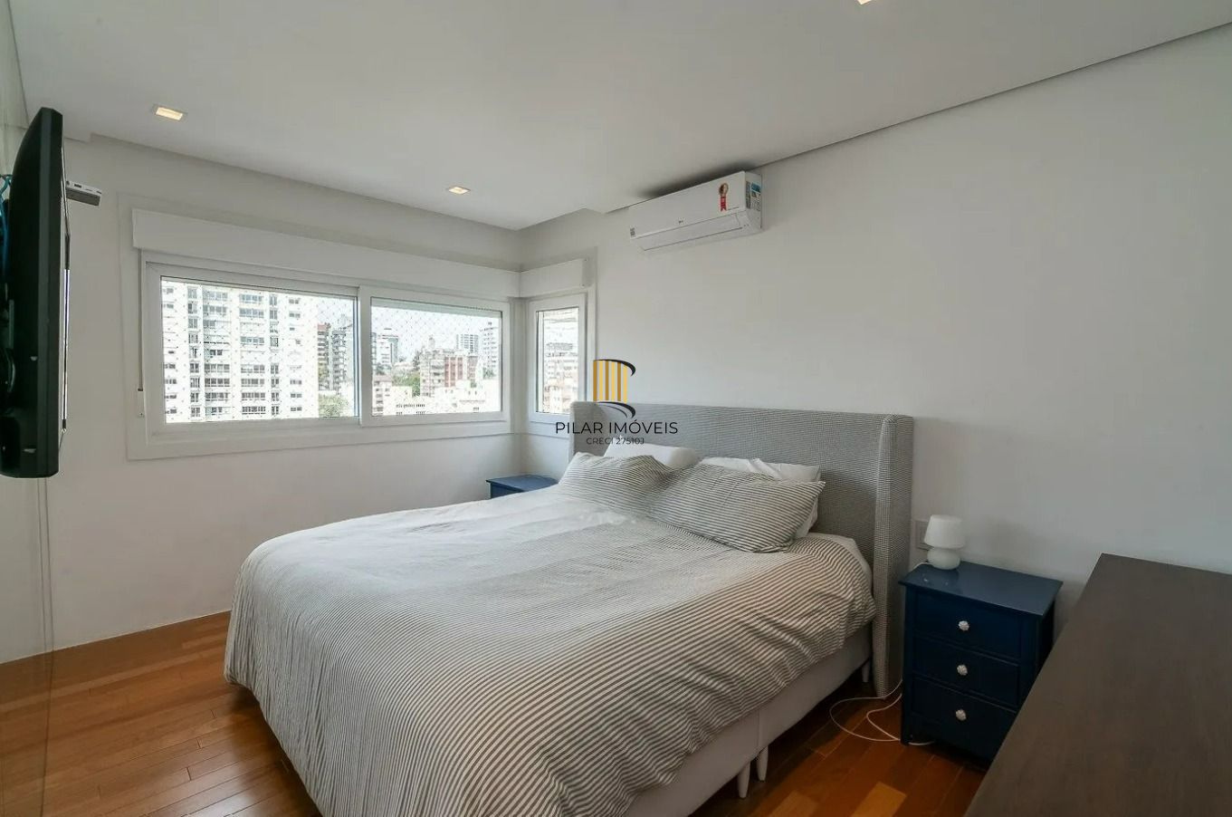 Apartamento para comprar Bairro Auxiliadora, 3 suites e 3 vagas