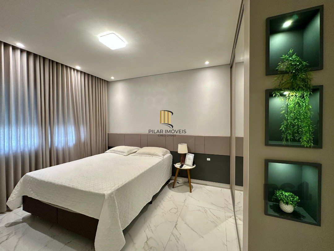 Casa de Condomínio 4 dormitórios no bairro Dubai