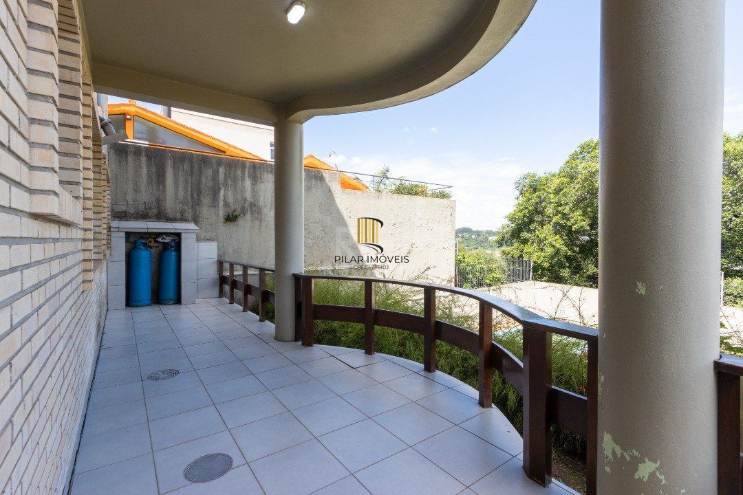 Casa de Condomínio 4 dormitórios no bairro Nonoai