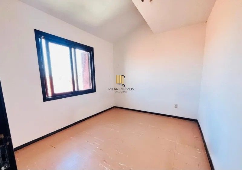 Casa 7 dormitórios no bairro Litoral