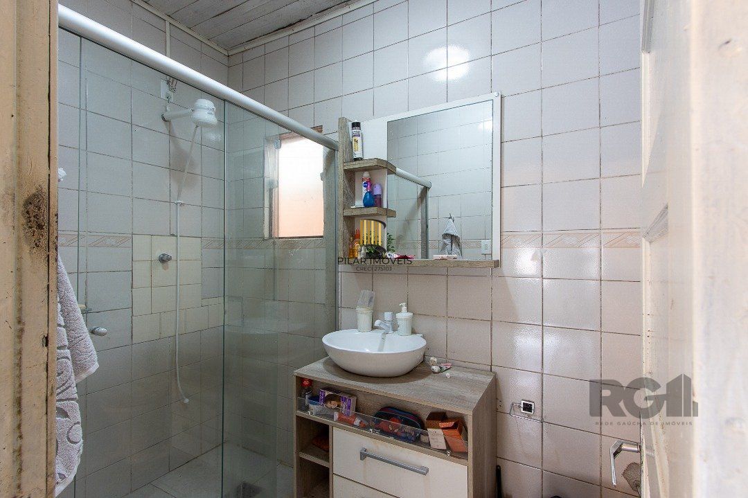 Casa 2 dormitórios no bairro Cristal