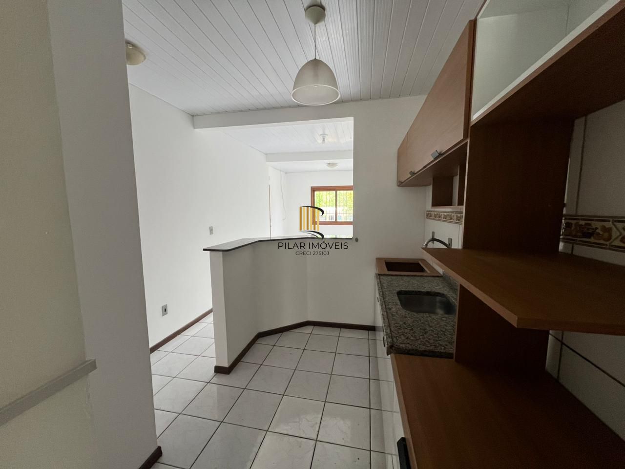 Casa 3 dormitórios no bairro Hípica