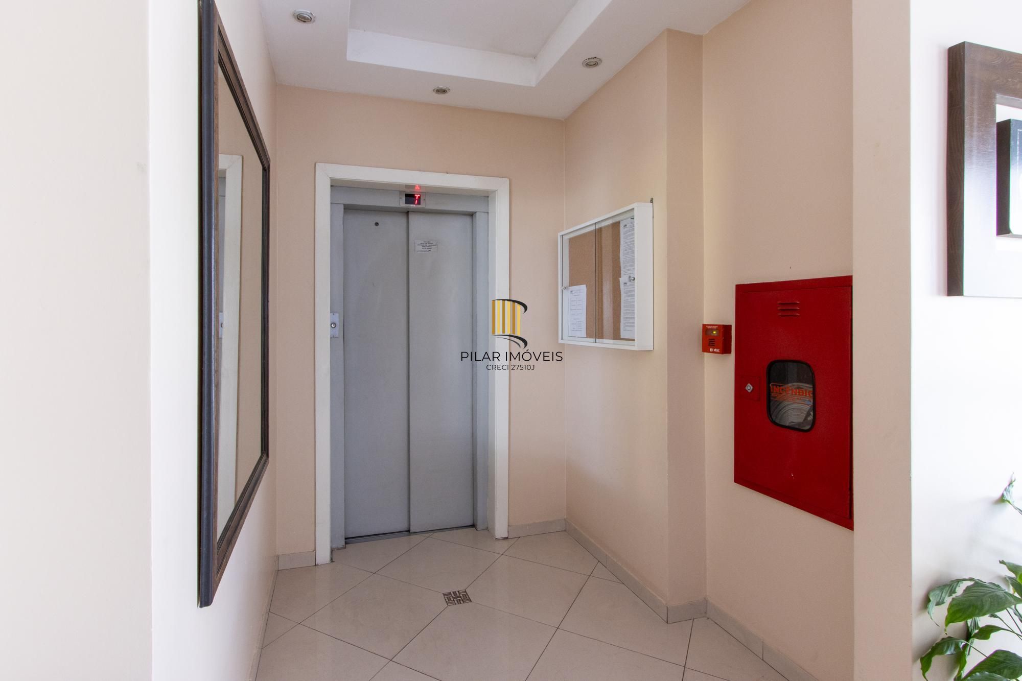 Apartamento 2 dormitórios no Plaza Cristal