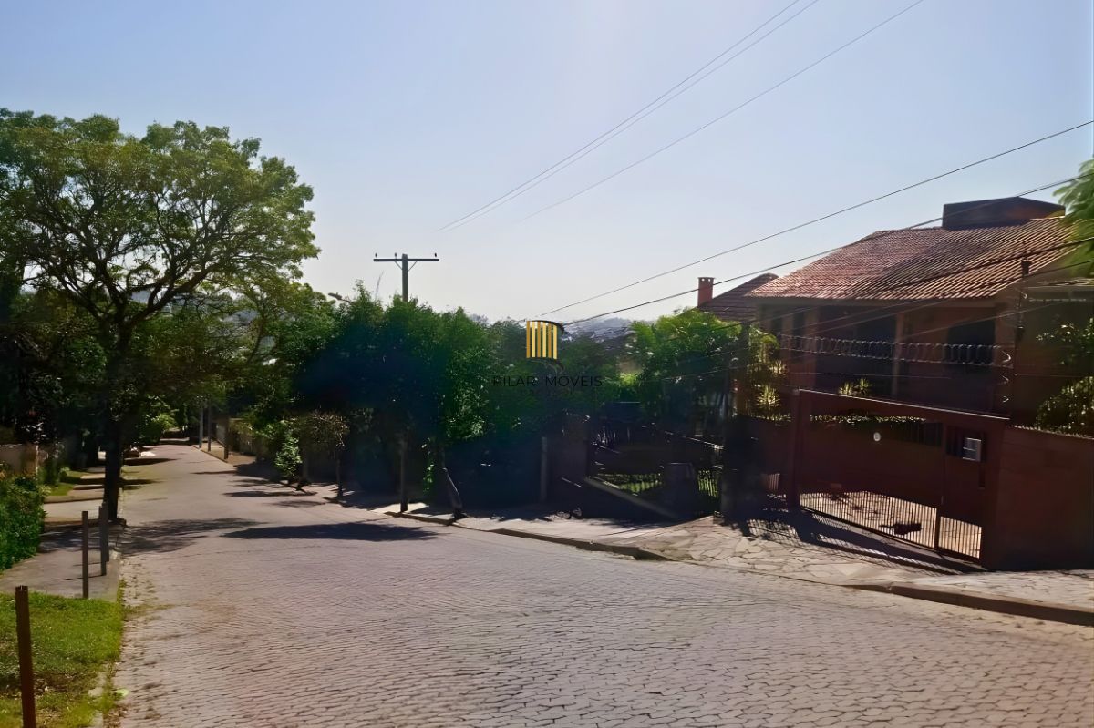 Terreno com 1.157,16m², na Rua Hipólito da Costa, com Projeto Aprovado