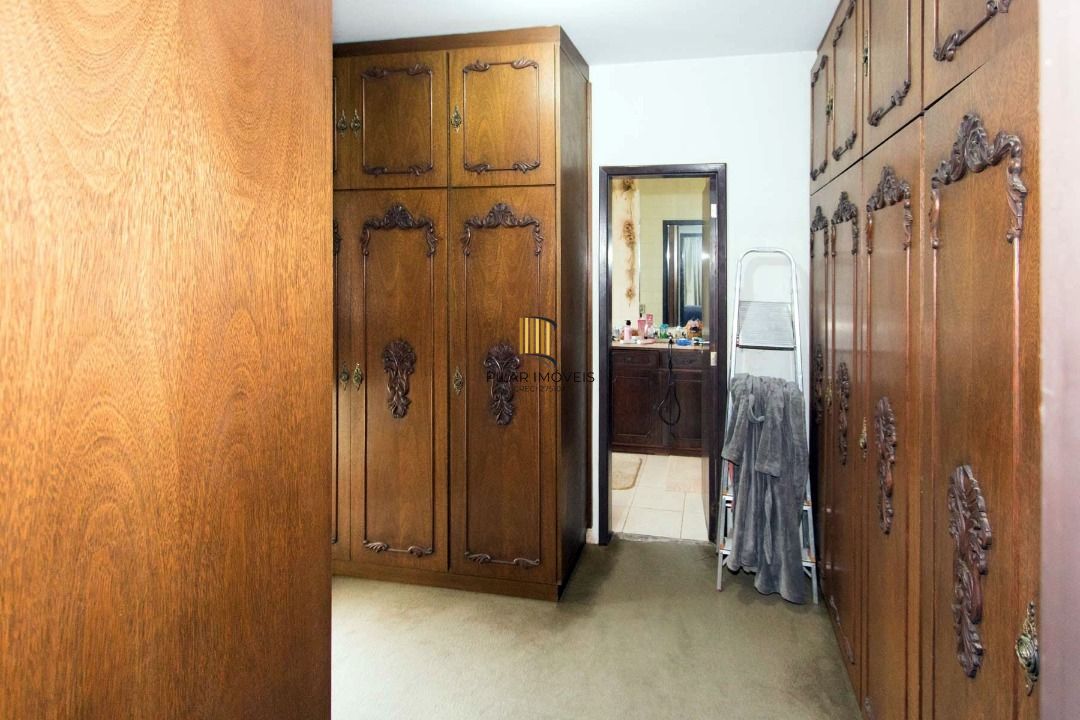 Casa para Venda - 228.93m², 4 dormitórios, sendo 3 suites, 3 vagas - Vila Assunção