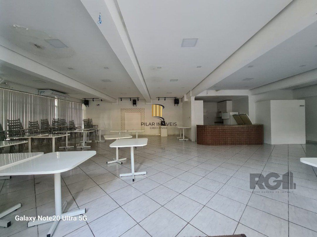 Apartamento 2 dormitórios no bairro Camaquã