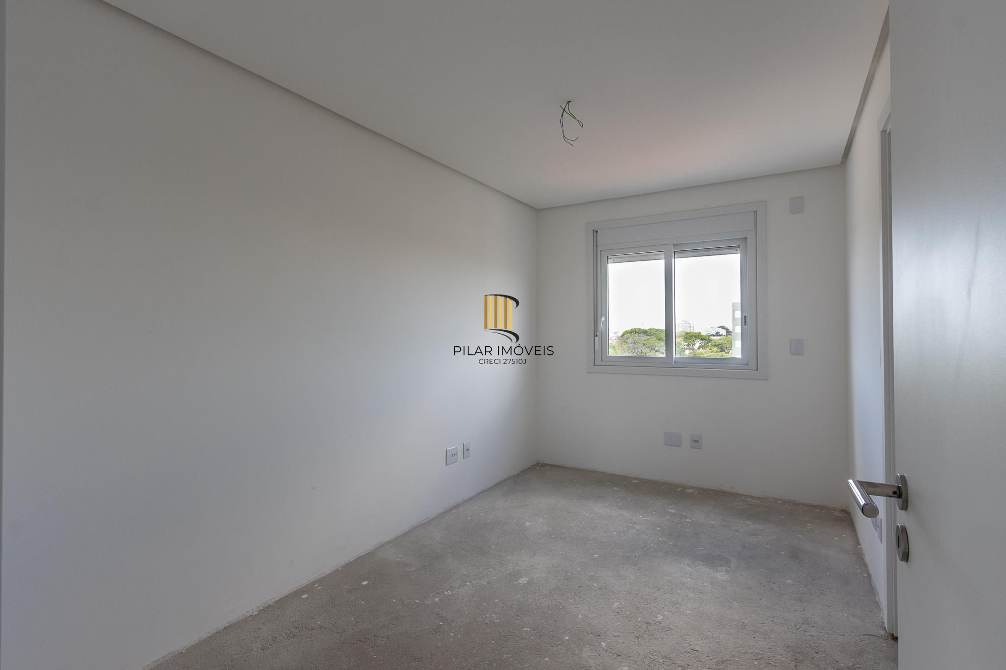 Apartamento de 3 dormitórios, 3 suítes, e 4 vagas, no bairro Jardim Lindoia