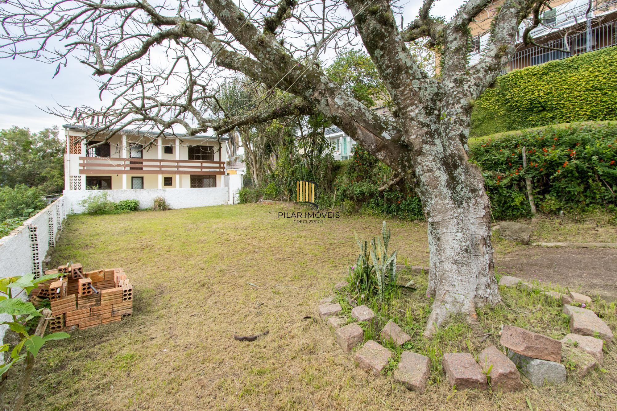 Casa 2 dormitórios no bairro Tristeza