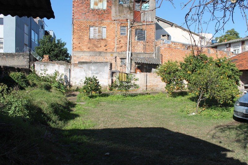Casa para Venda - 220m², 4 dormitórios, 9 vagas - Cristal