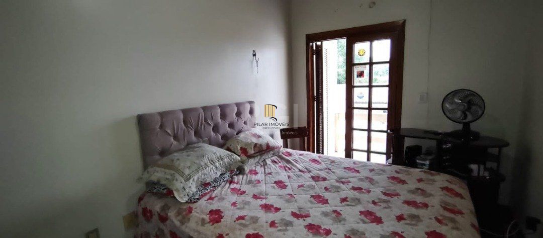 Casa para Venda - 180m², 4 dormitórios, sendo 1 suites, 3 vagas - Campo Novo