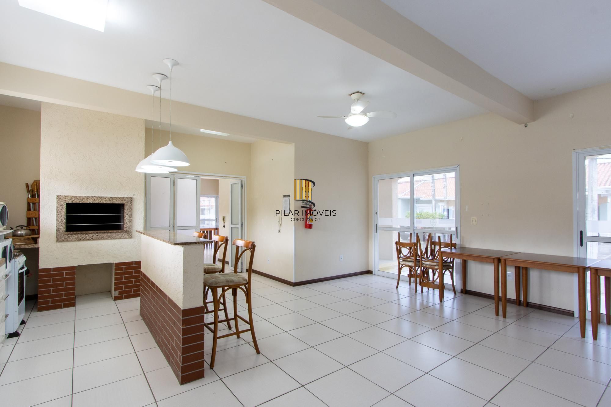 Casa de Condomínio 2 dormitórios no bairro Hípica