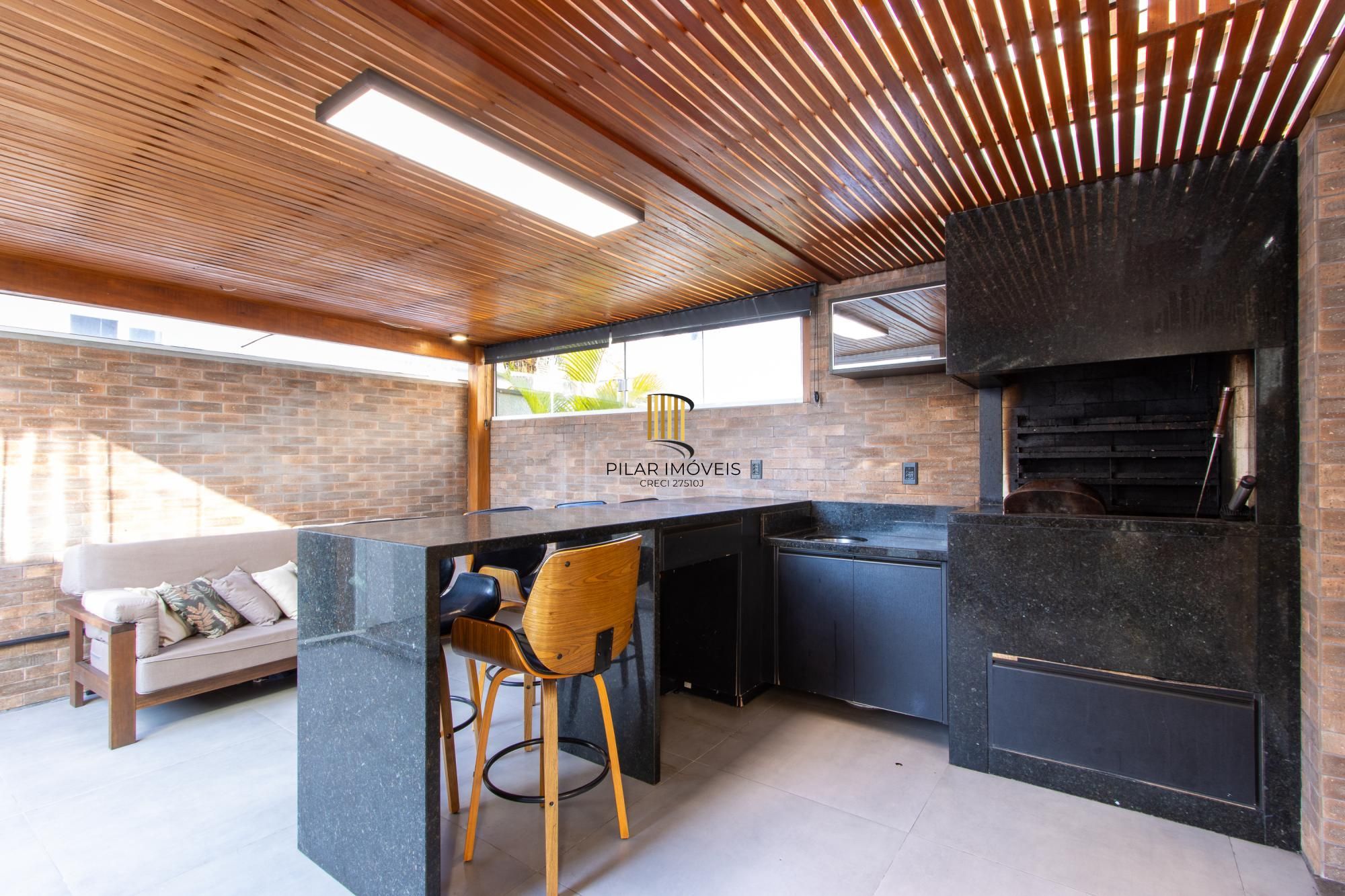 Casa em condomínio