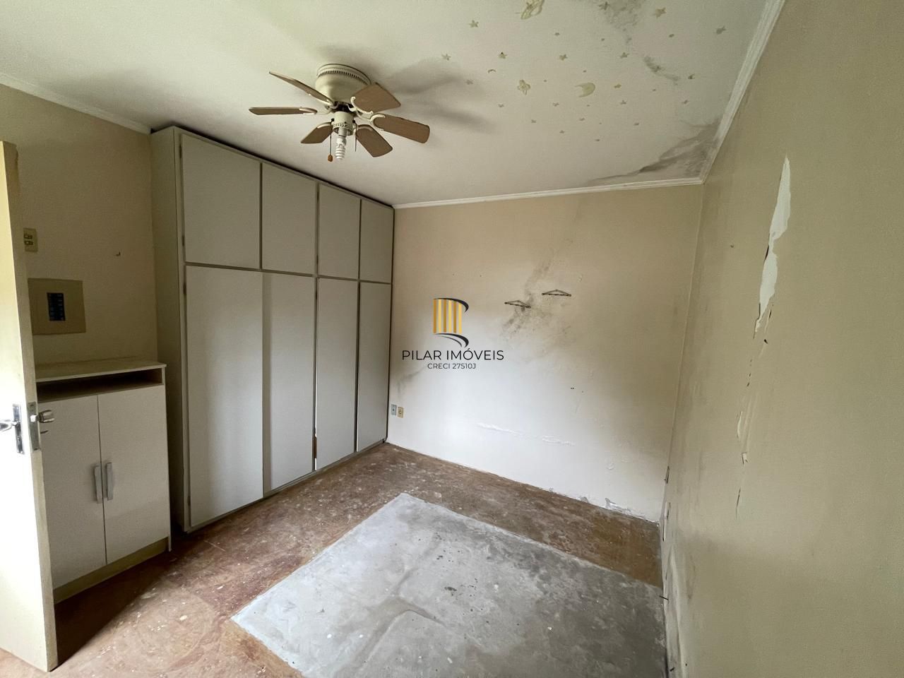 Casa 03 dormitórios,  287m² privativos Bairro Santa Tereza!