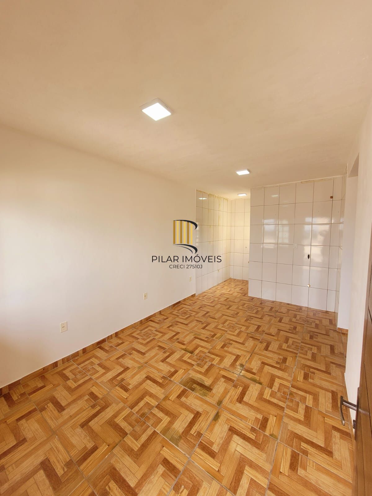 Apartamento 2 dormitórios no bairro Maria Regina