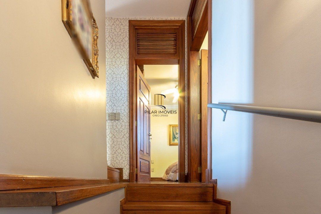 Casa Condominio para Venda - 559m², 4 dormitórios, sendo 3 suites, 3 vagas - Cavalhada