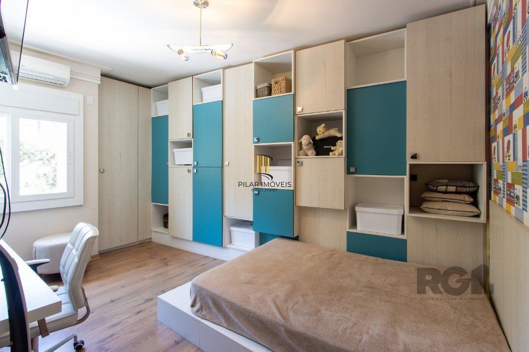 Casa 3 dormitórios no bairro Nonoai